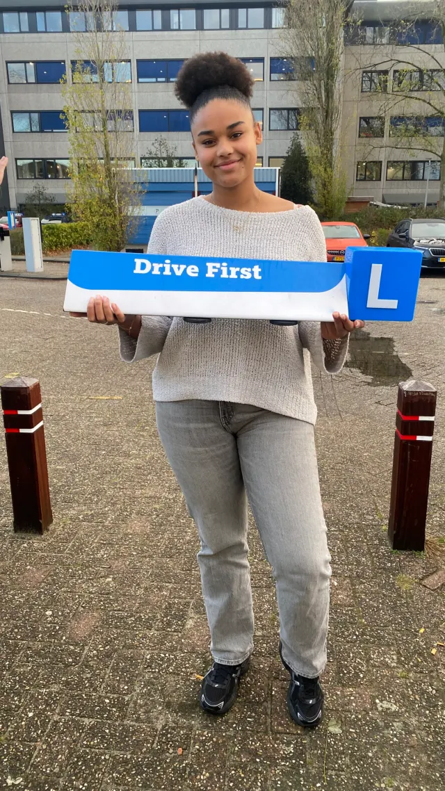 Hanne is geslaagd bij Drive First